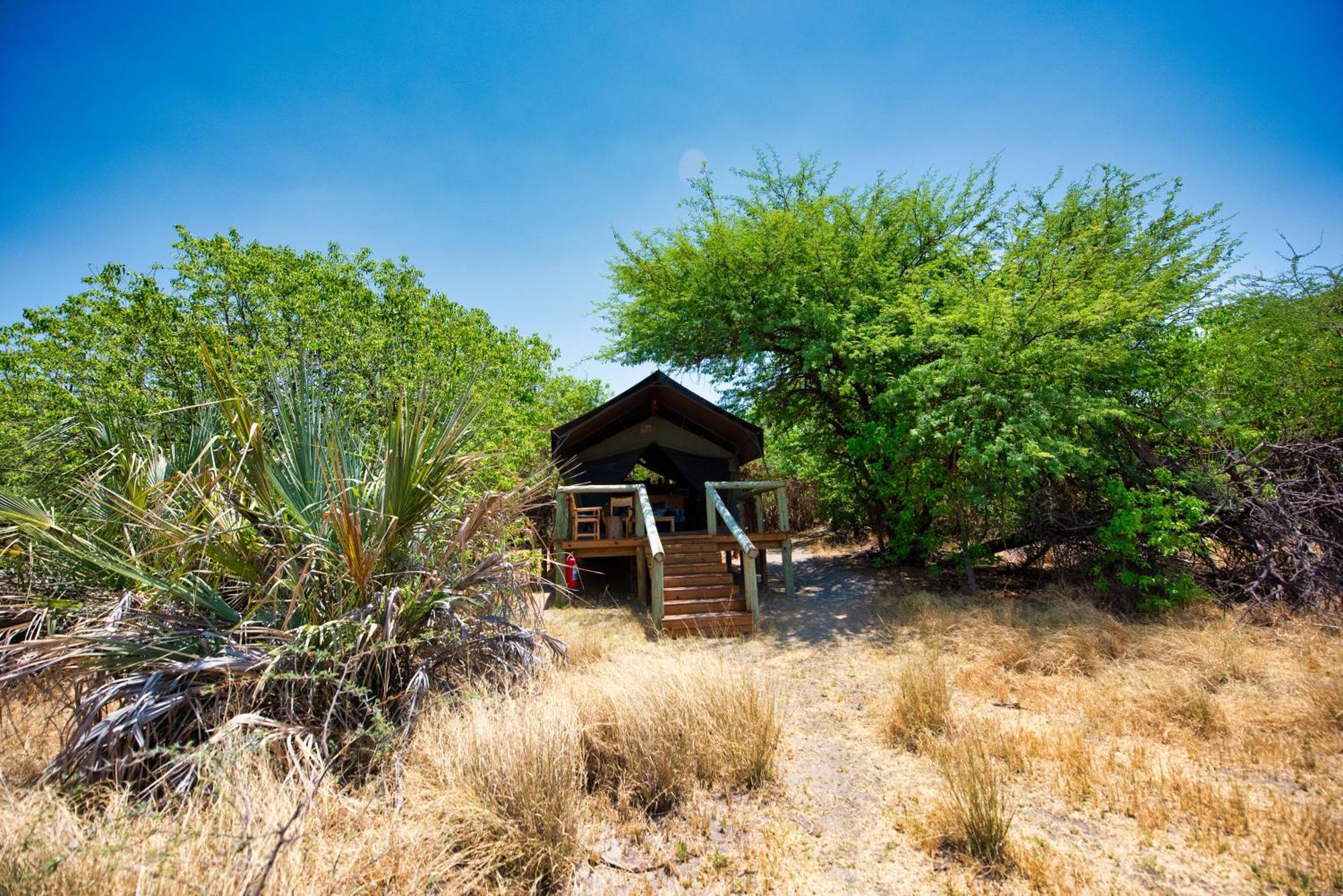 Semowi Lodge And Campsites Mirapene Zimmer foto