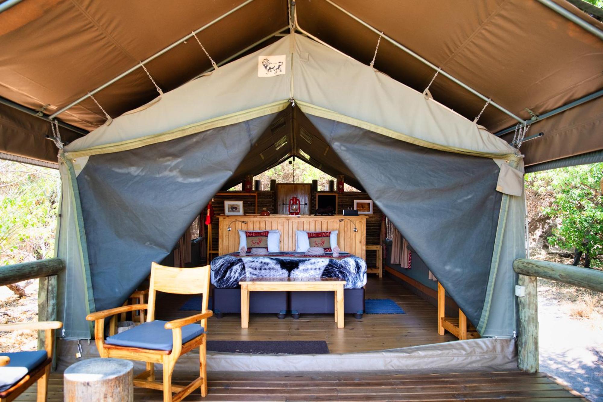 Semowi Lodge And Campsites Mirapene Zimmer foto